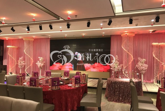 二楼大厅婚礼布置1